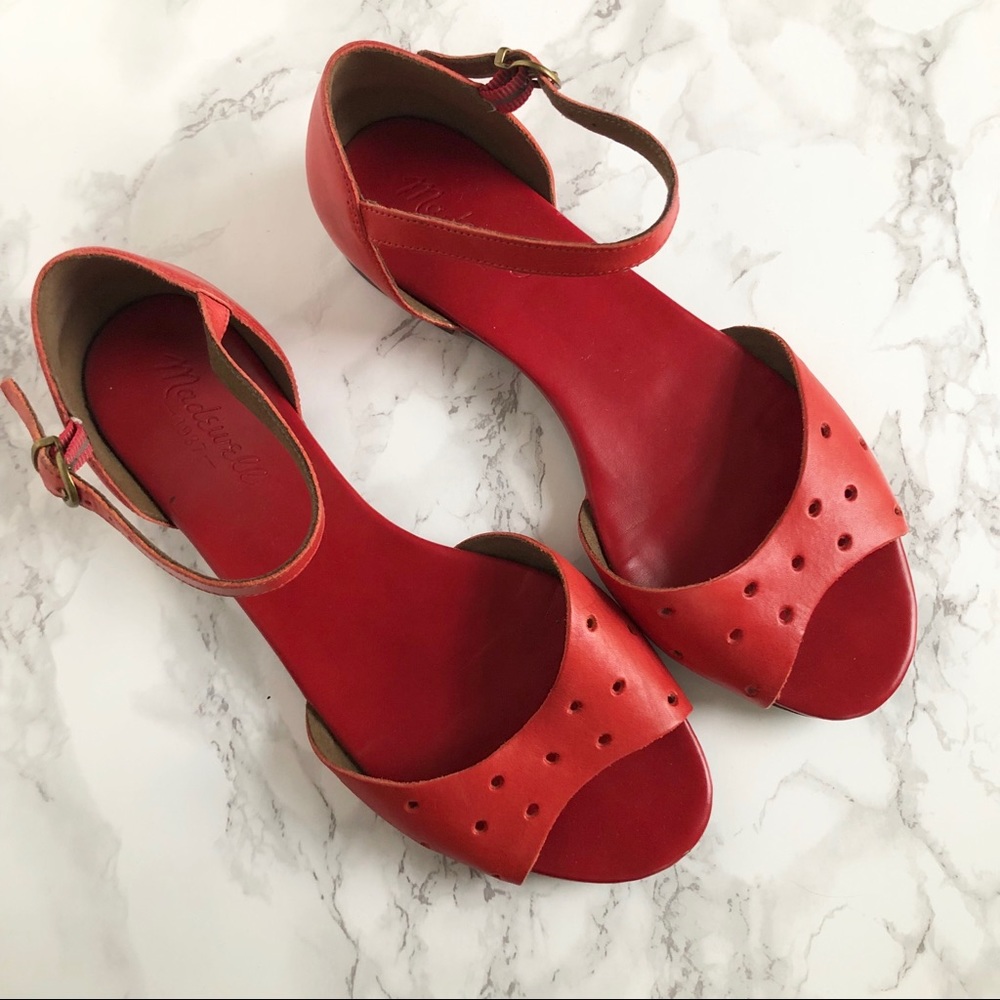 ❤️MADEWELL DOT PUNCH SANDAL❤️ - Picture 1 of 8